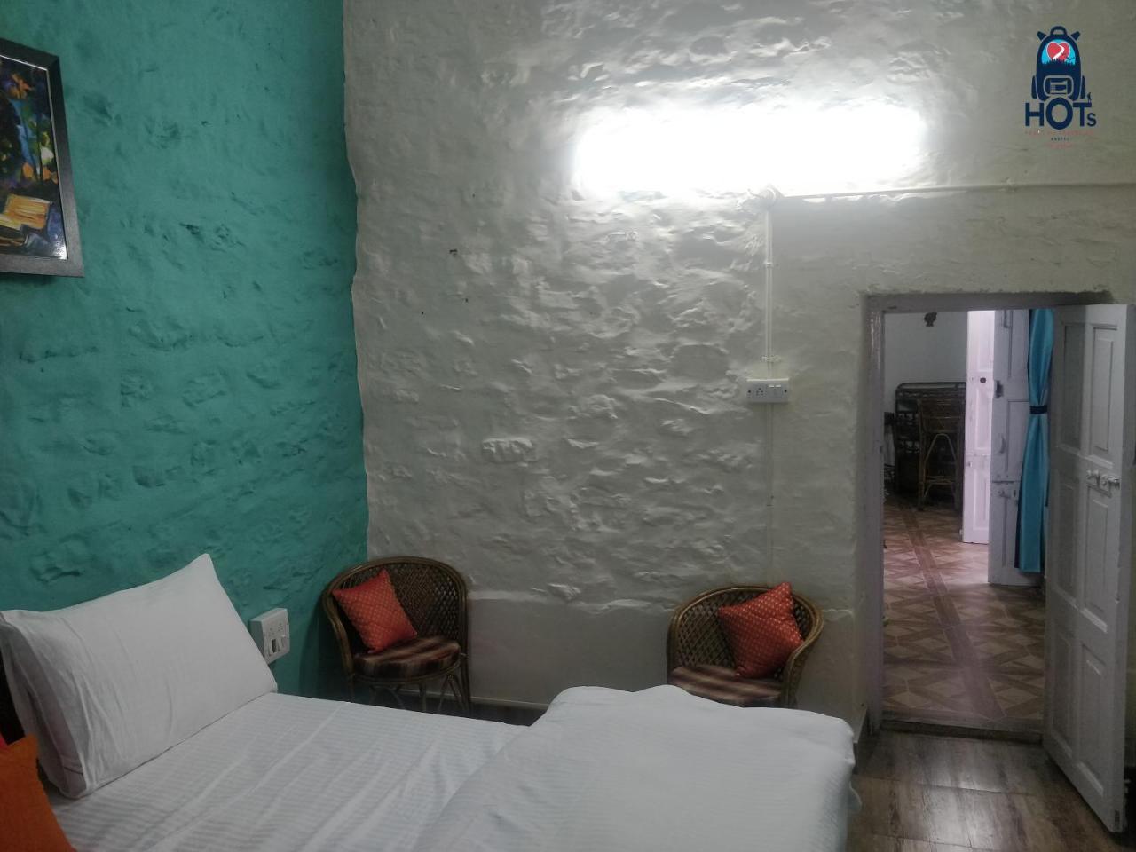 Hots Nainital Hostel Patwa Dunga Exterior photo